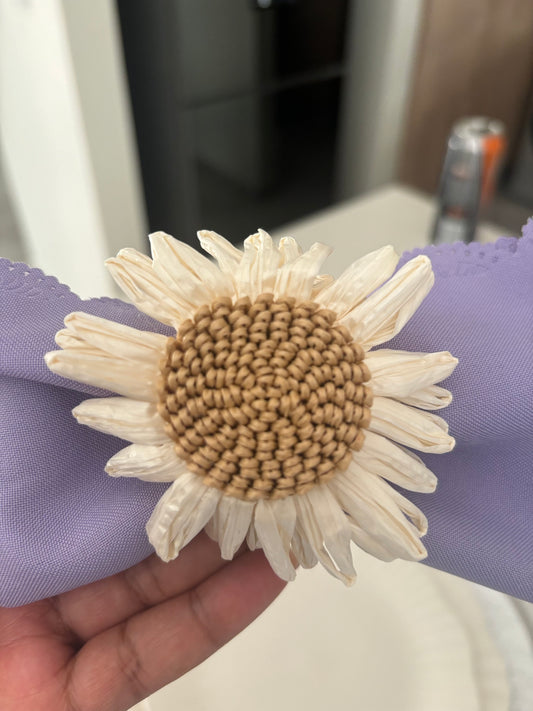 Flower napkin ring