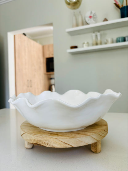 Wavy bowl white