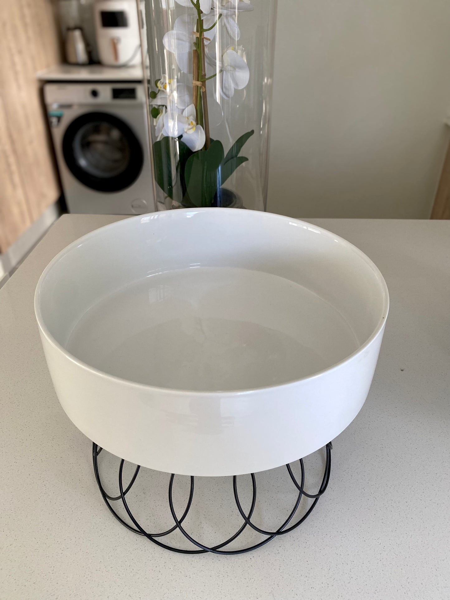 Round ceramic salad bowl